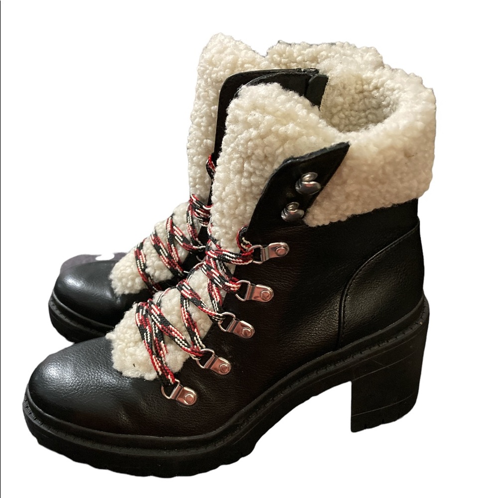 Universal Thread Women’s Faux Fur Winter Heeled Boots
